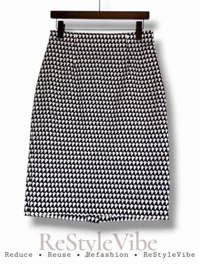 BANANA REPUBLIC Women’s Size 8 Skirt Pencil Style Knee Length Patterned Stretch